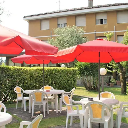 Igea Hotel 2*
